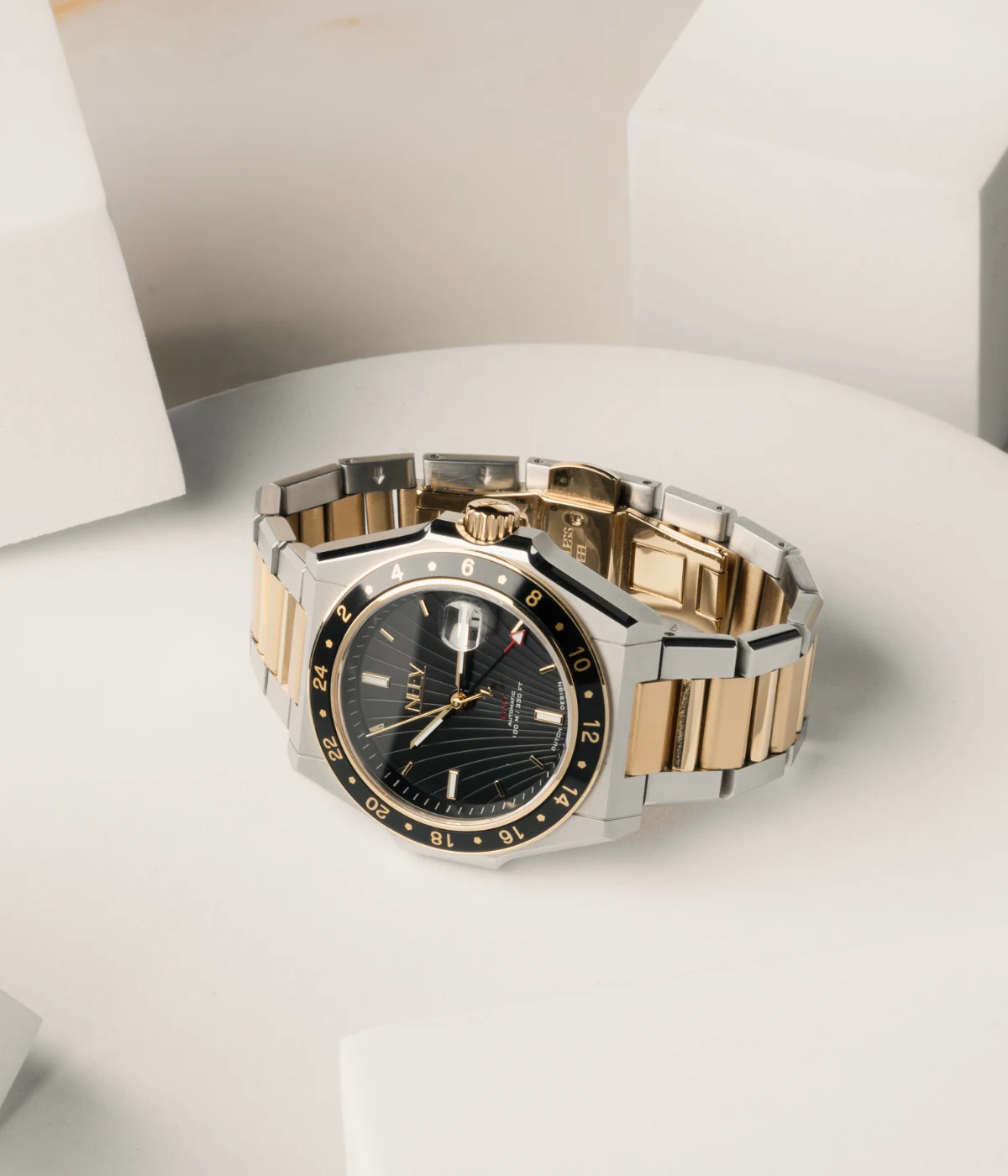 GMT Bicolor caroussel 2